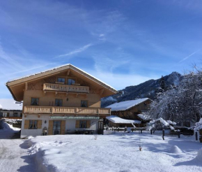 Ferienwohnungen Pfanzelter, Grainau